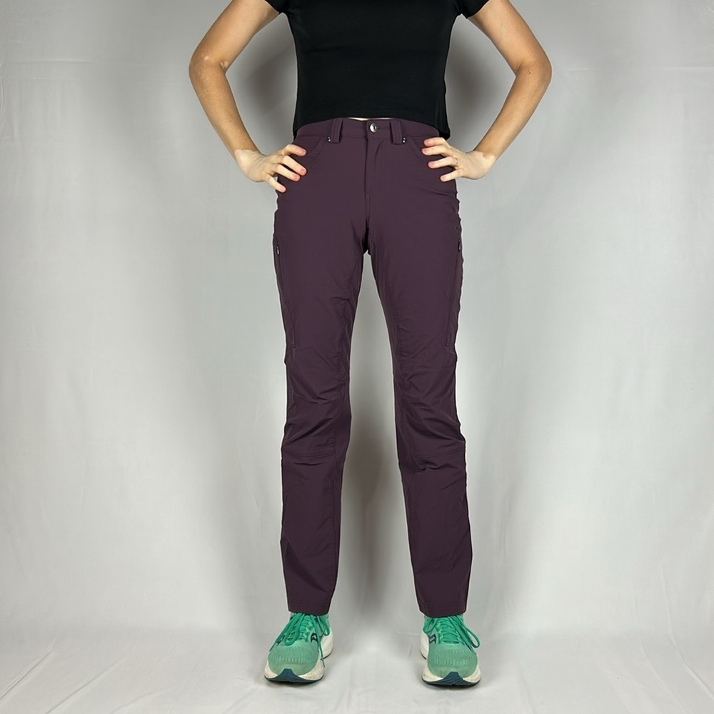 Duluth Trading Flexpedition Cargo pants size 4, 33" inseam